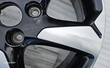 Laden Sie das Bild in den Galerie-Viewer, 1x Alufelge 17 Zoll 7.0&quot; 5x108 42 5ET Glanz Schwarz J1BC-1007-D1A Ford Fiesta