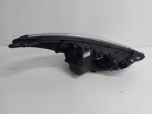 Laden Sie das Bild in den Galerie-Viewer, Frontscheinwerfer Hyundai I30 SSP12797 92101A6060 92101A6100 Links Headlight SCH1906834543hy