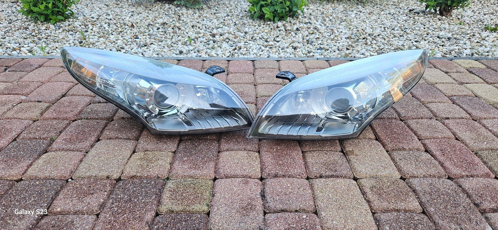 Frontscheinwerfer Renault Megane III 260600021R Xenon Rechts oder Links SCH5349583310om