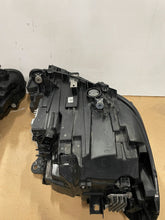 Laden Sie das Bild in den Galerie-Viewer, Frontscheinwerfer BMW 1 F40 9482811 9482812 LED Ein Satz Scheinwerfer Headlight SCH7444336313fy