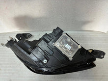 Laden Sie das Bild in den Galerie-Viewer, Frontscheinwerfer Opel Corsa F 9851263780 Full LED Links Scheinwerfer Headlight SCH1625595370zu