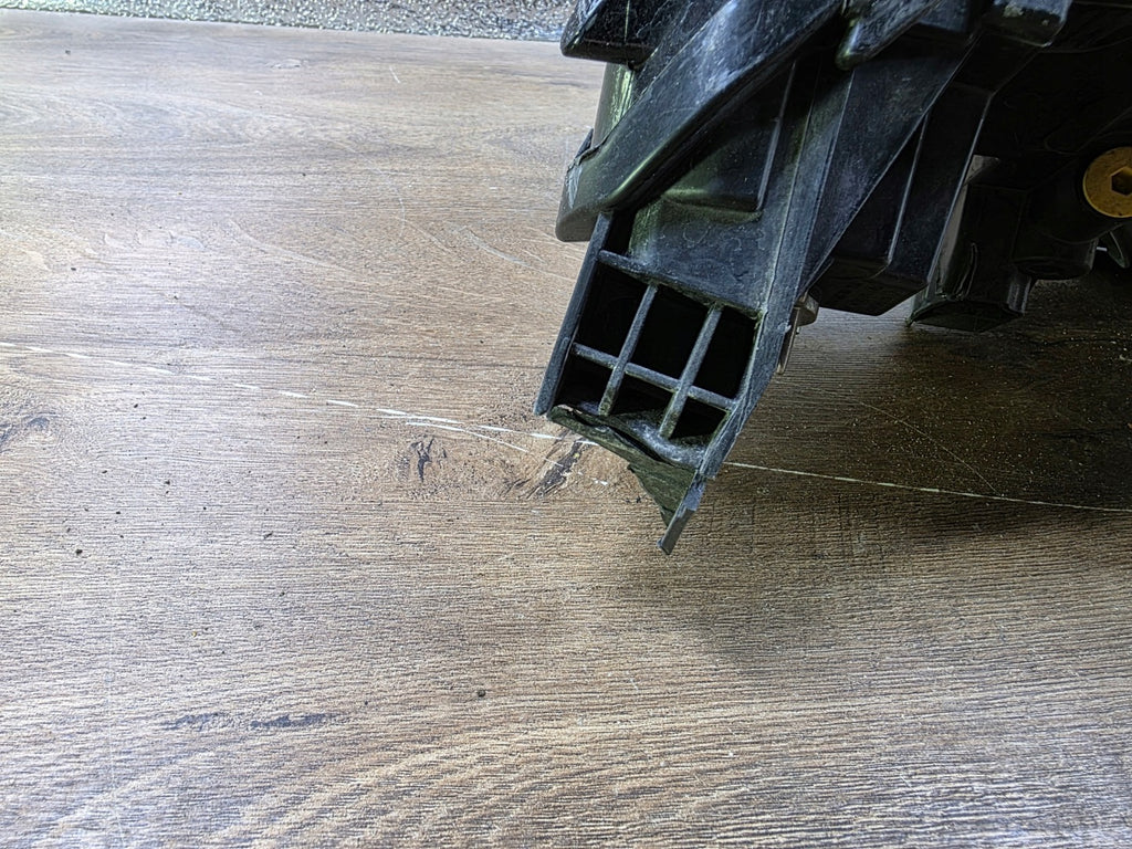 Frontscheinwerfer Ford Transit Courier R2X613E015AE Links Scheinwerfer Headlight SCH9467513616bu