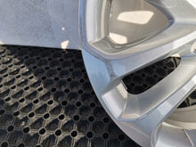 Laden Sie das Bild in den Galerie-Viewer, 1x Alufelge 17 Zoll 7.0&quot; 5x108 50ET AM5J-1007-FB Ford Focus C-Max Rim Wheel