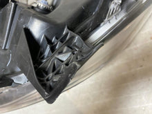 Laden Sie das Bild in den Galerie-Viewer, Frontscheinwerfer Toyota 4 Yaris Full LED Rechts Scheinwerfer Headlight SCH1890296700dq