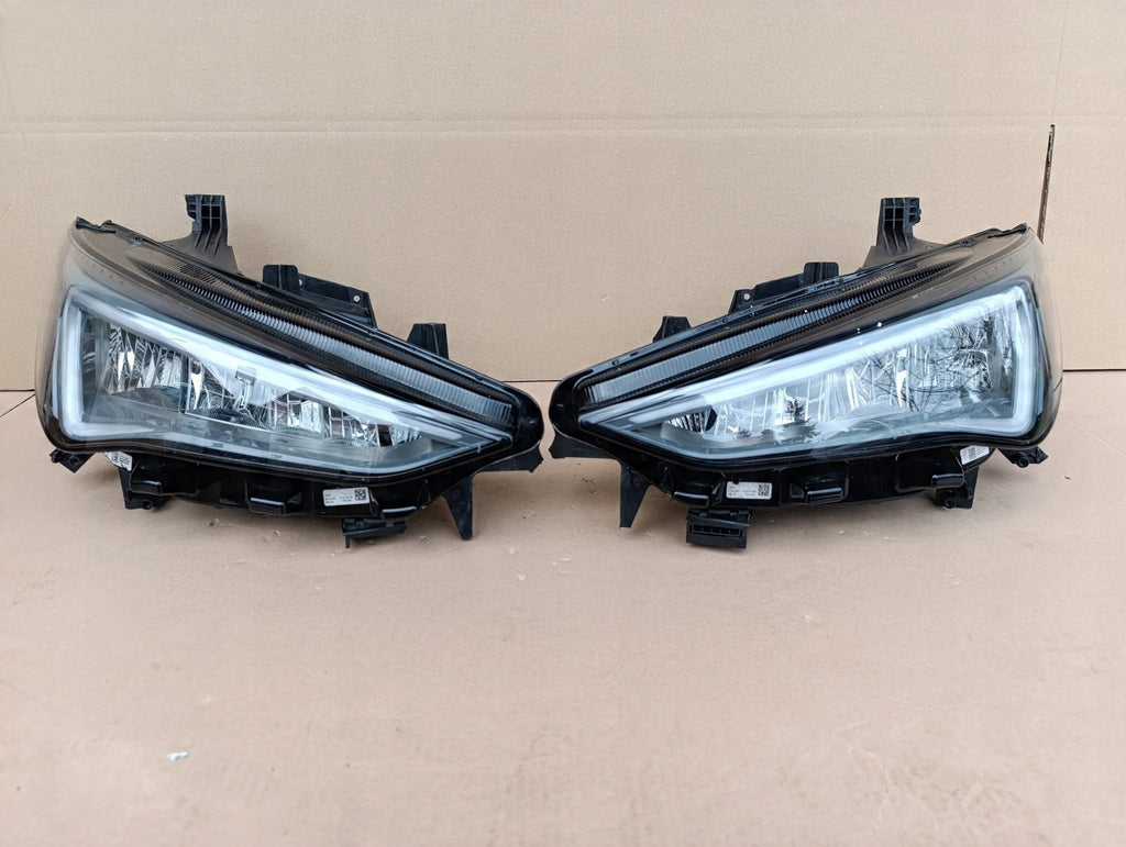 Frontscheinwerfer Cupra Born 10F941008K 10F941007K LED Rechts oder Links