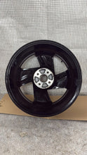 Load image into Gallery viewer, 1x Alufelge 15 Zoll 6.5" 4x114.3 Hyundai I10 Rim Wheel FEL2562314479jr