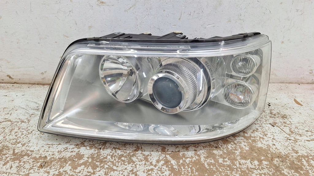 Frontscheinwerfer VW T5 Xenon Ein Stück (Rechts oder Links) Headlight SCH3582677991ie