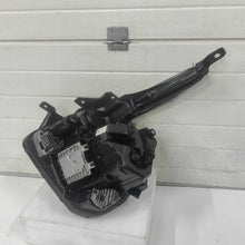 Load image into Gallery viewer, Frontscheinwerfer Kia Sportage 92102R2000 Rechts Scheinwerfer Headlight SCH8074639673bt
