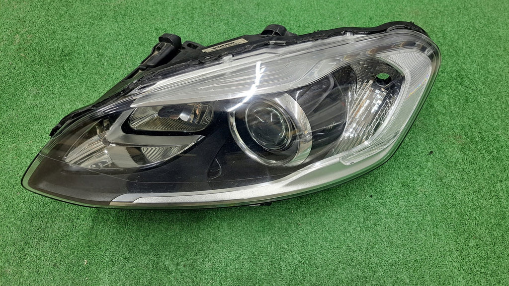 Frontscheinwerfer Volvo Xc60 31395896 Xenon Links Scheinwerfer Headlight