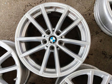Laden Sie das Bild in den Galerie-Viewer, 4x Alufelge 17 Zoll 7.5" 5x112 30ET Glanz Silber 6883520 BMW Rim Wheel FEL9379748820ku