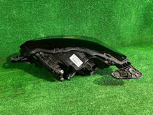 Load image into Gallery viewer, Frontscheinwerfer Peugeot 2008 208 II 73313326 Full LED Rechts Headlight