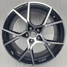 1x Alufelge 19 Zoll 8.5