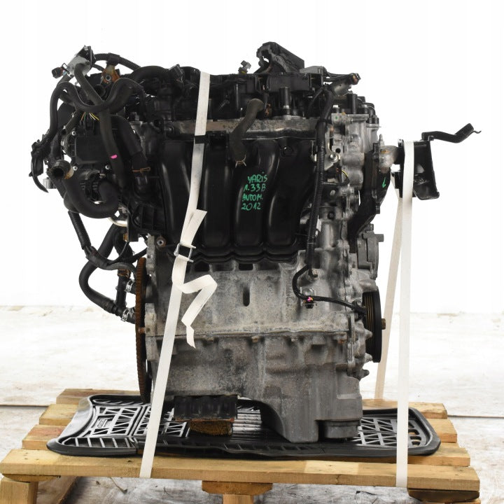 Motor Toyota Auris Yaris R1NR-P22 1.33 VVTI 82TKm 2012 Benzin Engine Komplett MOT2386939345bz