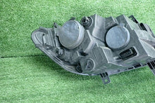 Laden Sie das Bild in den Galerie-Viewer, Frontscheinwerfer Mercedes-Benz Sprinter A9109060000 Links Headlight SCH2708703512km