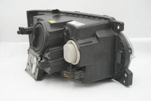 Laden Sie das Bild in den Galerie-Viewer, Frontscheinwerfer Land Rover Range I L322 AH42-13W030-EB Links Headlight SCH2403982953zr