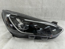 Laden Sie das Bild in den Galerie-Viewer, Frontscheinwerfer Ford Focus JX7B-13E016-CF Full LED Rechts Headlight SCH2440418417nz