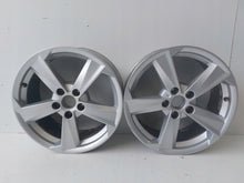 Load image into Gallery viewer, 1x Alufelge 17 Zoll 7.0&quot; 5x112 81A601025 Audi Q2 Rim Wheel