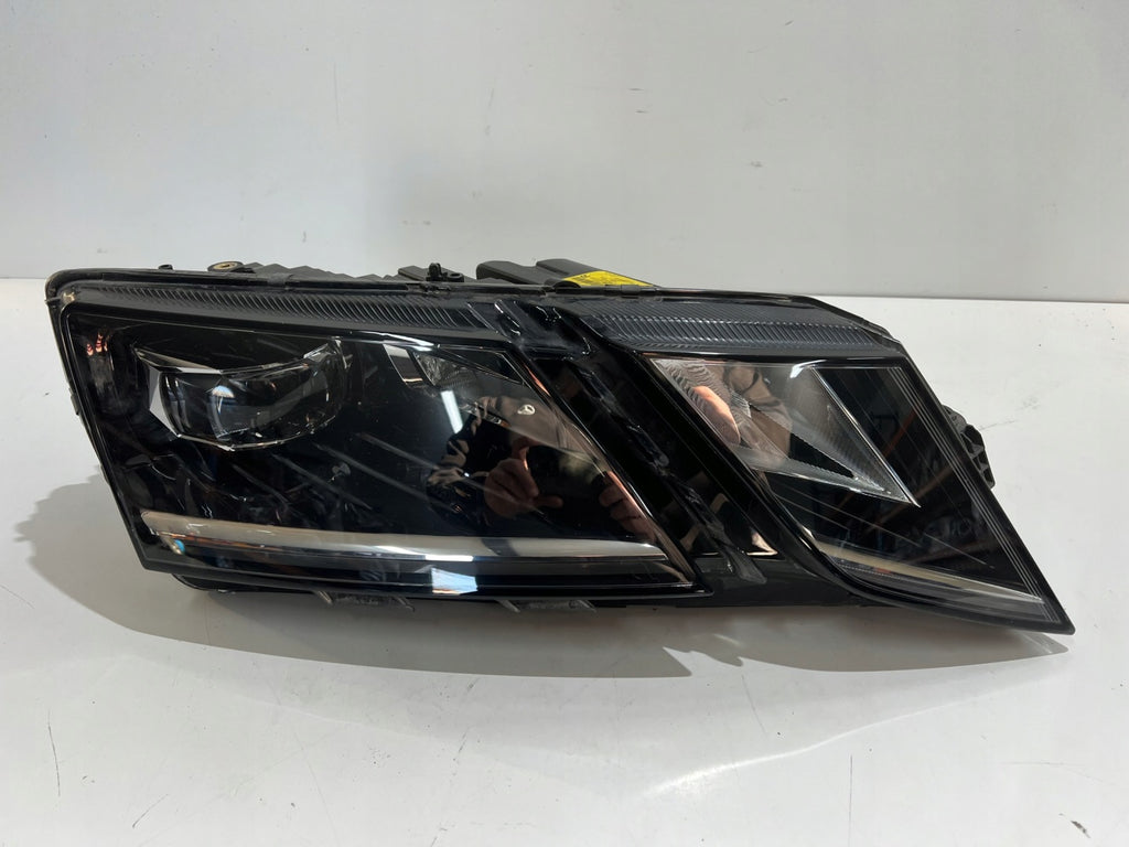 Frontscheinwerfer Skoda Octavia I 5E1941016D Rechts Scheinwerfer Headlight SCH7098235033pi