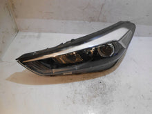 Load image into Gallery viewer, Frontscheinwerfer Hyundai Tucson 92101D7100 Links Scheinwerfer Headlight SCH5394917377ba