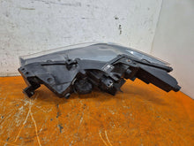 Laden Sie das Bild in den Galerie-Viewer, Frontscheinwerfer Mazda Cx-5 8272354400 Rechts Scheinwerfer Headlight SCH6716768817jg