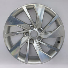 Load image into Gallery viewer, 1x Alufelge 18 Zoll 8.0&quot; 5x112 46ET Glanz Silber 8Y0601025F Audi Mg Rim Wheel