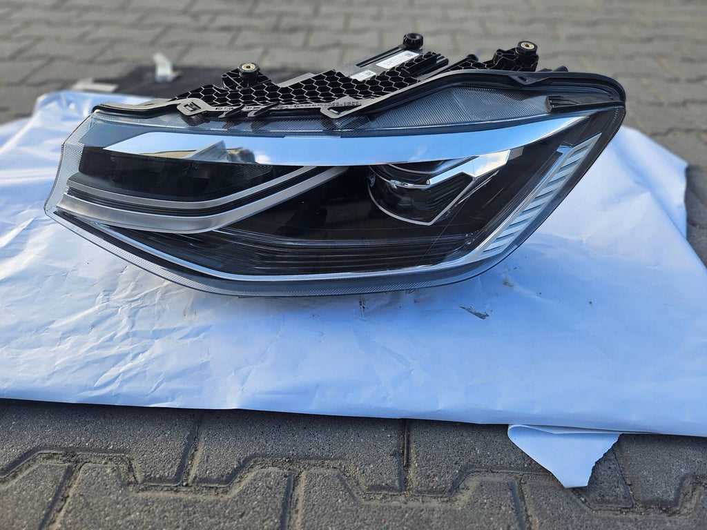 Frontscheinwerfer VW Caddy 2K8941035AA 12041150000 Vorderseite Headlight SCH7953895410wt