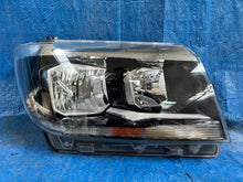 Laden Sie das Bild in den Galerie-Viewer, Frontscheinwerfer Man Tge Crafter 7C1941006 Rechts Scheinwerfer Headlight SCH2535368606ga
