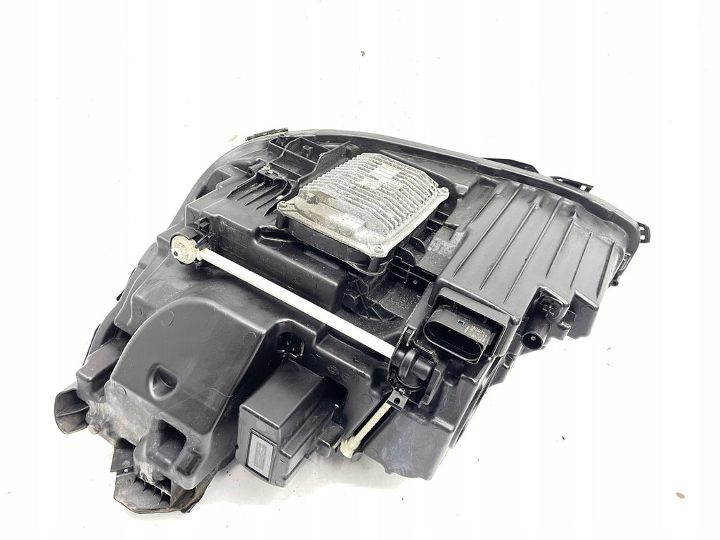 Frontscheinwerfer Mercedes-Benz W213 A2139064004 LED Rechts Headlight SCH8049100330od
