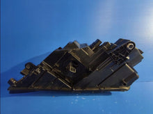 Load image into Gallery viewer, Frontscheinwerfer Skoda Octavia III 5E1941016D LED Rechts Scheinwerfer Headlight SCH6390378634cz