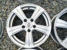 Laden Sie das Bild in den Galerie-Viewer, 4x Alufelge 16 Zoll 6.5" 5x114.3 31ET Glanz Silber Hyundai I Rim Wheel FEL9105965318hc