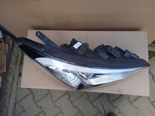 Load image into Gallery viewer, Frontscheinwerfer Hyundai Santa III Fe 2W92R-DM001 Rechts Scheinwerfer Headlight