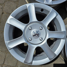 Laden Sie das Bild in den Galerie-Viewer, 4x Alufelge 15 Zoll 6.0" 4x108 27ET Glanz Silber 9649523180 Peugeot 1007 FEL6935525969nj