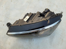 Laden Sie das Bild in den Galerie-Viewer, Frontscheinwerfer Skoda Scala 657941015A LED Links Scheinwerfer Headlight SCH8938241615cx