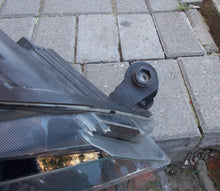 Laden Sie das Bild in den Galerie-Viewer, Frontscheinwerfer Skoda Superb III 3V1941016B Xenon Rechts Headlight