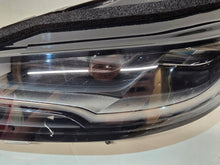 Laden Sie das Bild in den Galerie-Viewer, Frontscheinwerfer Tesla 3 1760888-00-F Ein Stück (Rechts oder Links) Headlight