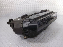Laden Sie das Bild in den Galerie-Viewer, Frontscheinwerfer BMW 5A65AC8-02 Rechts Scheinwerfer Headlight SCH9595005391qp