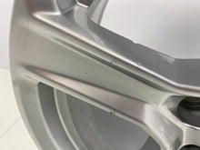 Laden Sie das Bild in den Galerie-Viewer, 1x Alufelge 18 Zoll 8.5&quot; 5x120 32ET 23432011 Chevrolet Camaro Rim Wheel