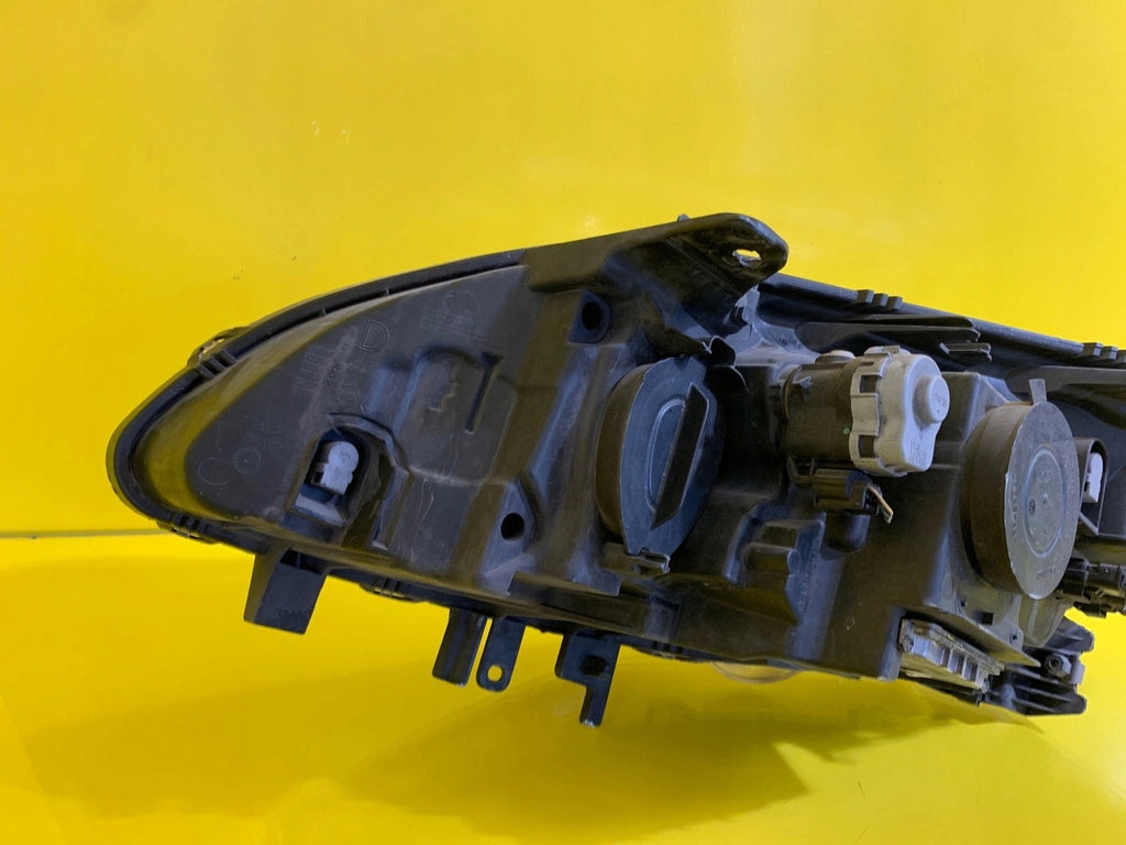 Frontscheinwerfer Renault Laguna III 89901837 Xenon Rechts Headlight SCH2521360293ip