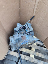 Laden Sie das Bild in den Galerie-Viewer, Getriebe Mercedes-Benz Vito 638 6382701100 4HP20 Automatikgetriebe Trasmissione