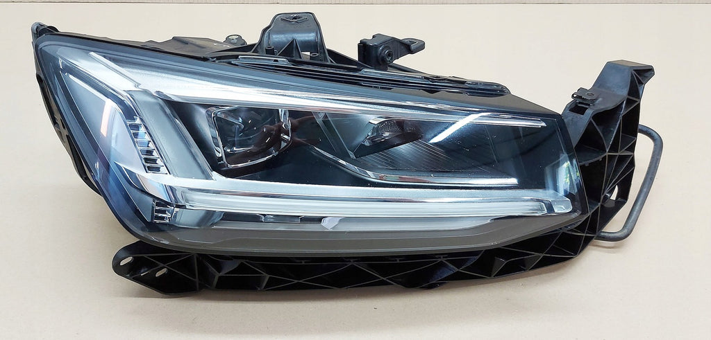 Frontscheinwerfer Audi Q2 81A941034 Rechts Scheinwerfer Headlight