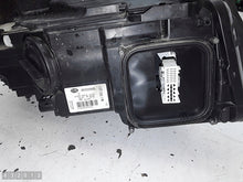 Laden Sie das Bild in den Galerie-Viewer, Frontscheinwerfer Mercedes-Benz A Class 1EX01081835 Links Scheinwerfer Headlight SCH2996463243ne
