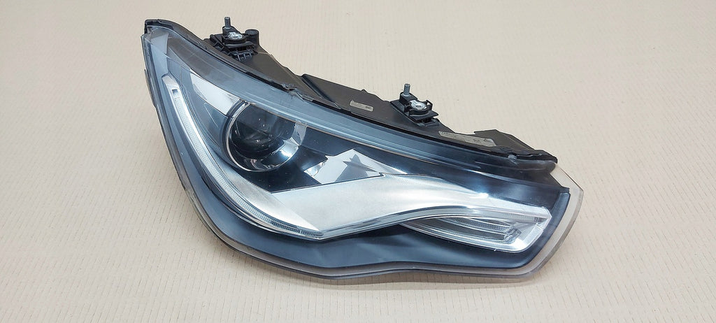 Frontscheinwerfer Audi A1 8X0941004J- Rechts Scheinwerfer Headlight