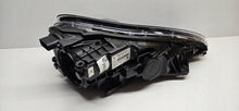 Laden Sie das Bild in den Galerie-Viewer, Frontscheinwerfer Porsche Macan 95b 95B941029GF Xenon Links Headlight SCH6050389569yf