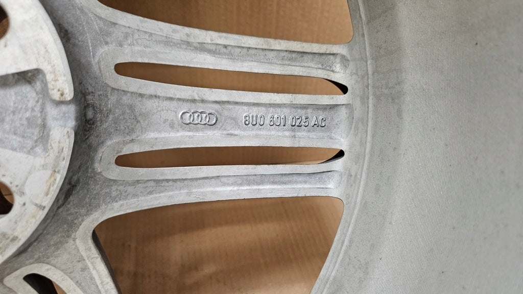 1x Alufelge 19 Zoll 8.5" 5x112 8U0601025AC Audi Q3 Rim Wheel FEL3148262207rs