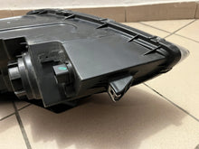 Laden Sie das Bild in den Galerie-Viewer, Frontscheinwerfer Hyundai I30 92101-2R000 Ein Stück (Rechts oder Links) SCH3326705045be