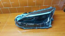 Laden Sie das Bild in den Galerie-Viewer, Frontscheinwerfer Toyota Yaris Cross 0D-310 LED Links Scheinwerfer Headlight SCH3358139582tg