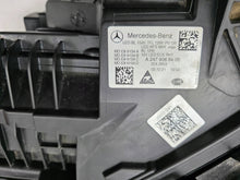 Laden Sie das Bild in den Galerie-Viewer, Frontscheinwerfer Mercedes-Benz W247 A2479068405 FALSE Scheinwerfer Headlight SCH6416813589ti