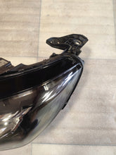Laden Sie das Bild in den Galerie-Viewer, Frontscheinwerfer Peugeot 208 I 9833036380 Links Scheinwerfer Headlight SCH7406330364us