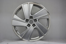 Load image into Gallery viewer, 1x Alufelge 19 Zoll 7.5&quot; 5x114.3 46ET Glanz Silber GI400ADE09 Hyundai Rim Wheel