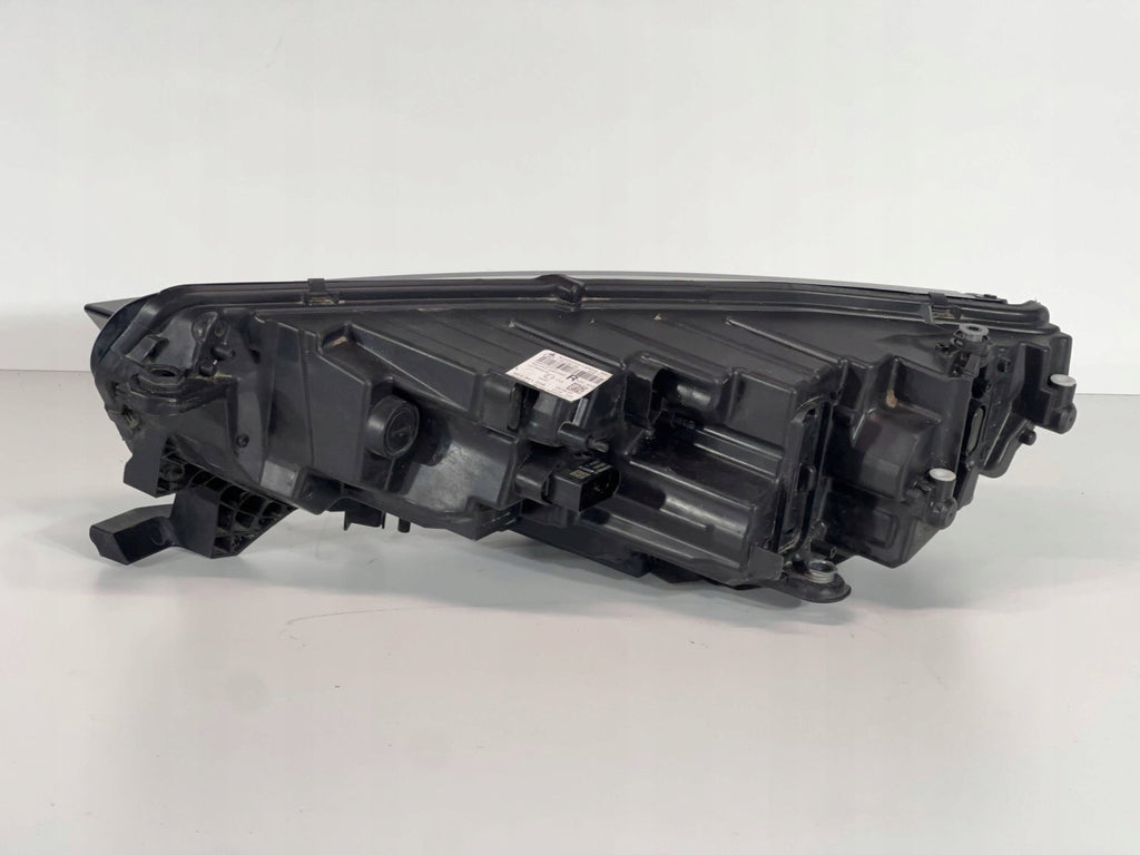 Frontscheinwerfer Skoda Octavia I 030111823200 LE18A64185 Rechts Headlight SCH5111371966vb